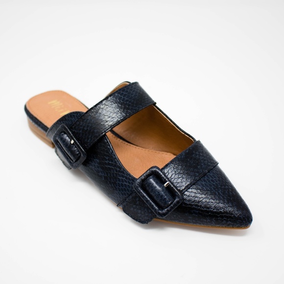 HANNAH Pointed Toe Snakeskin Mule - Navy - Picture 1 of 4